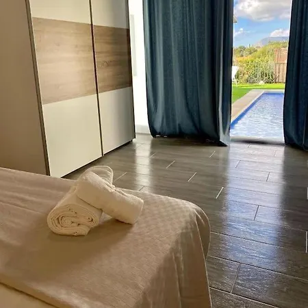Bonita Con Piscina Privada Y Vistas Al Mar * Calpe
