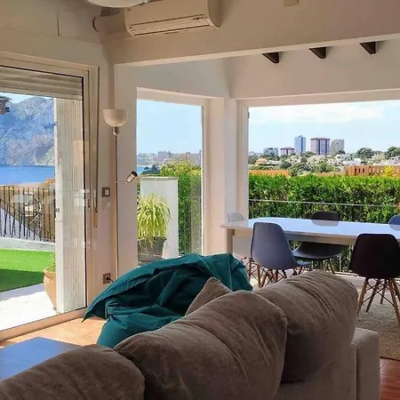 Bonita Con Piscina Privada Y Vistas Al Mar *