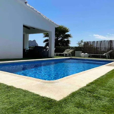Bonita Con Piscina Privada Y Vistas Al Mar Villa Calpe